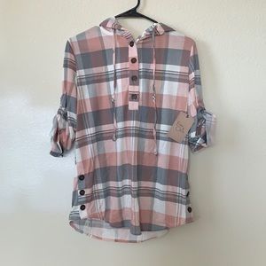 Eden & Olivia. Medium. NWT. Pink and grey hooded tee.